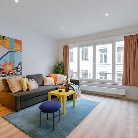 Colorful Pop Apartment In The Heart Of Antwerp Antuérpia Exterior foto